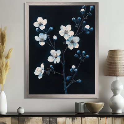 Indigo Night Bloom I - Décoration murale encadrée Fleurs de cerisier sur toile