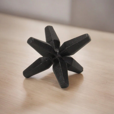 Calix Geometric Cast Iron Jack