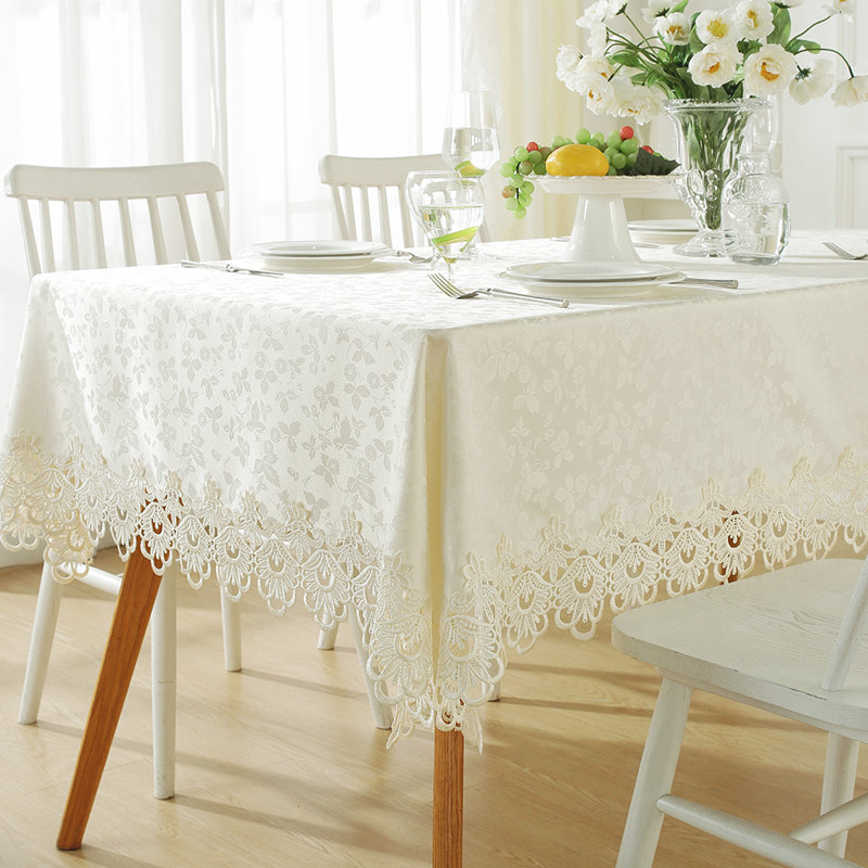 Nappe Jacquard, L 157 po x l 71 po