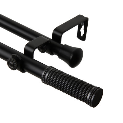 Tringle à rideaux double filetée