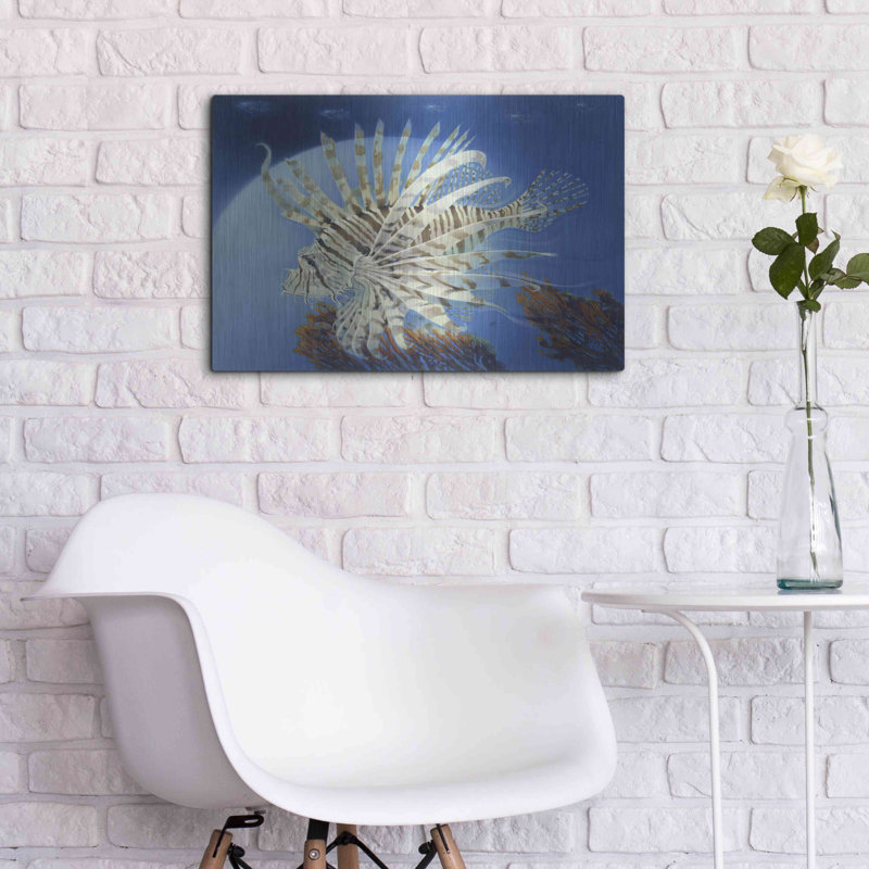 Art mural en métal Beachcrest Home ™ «Lion Fish» par Durwood Coffey, H 16 po x l 24 po