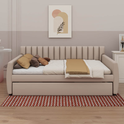Full-Sized Daybed Including A Built-In Pull-Out Trundle by Latitude Run