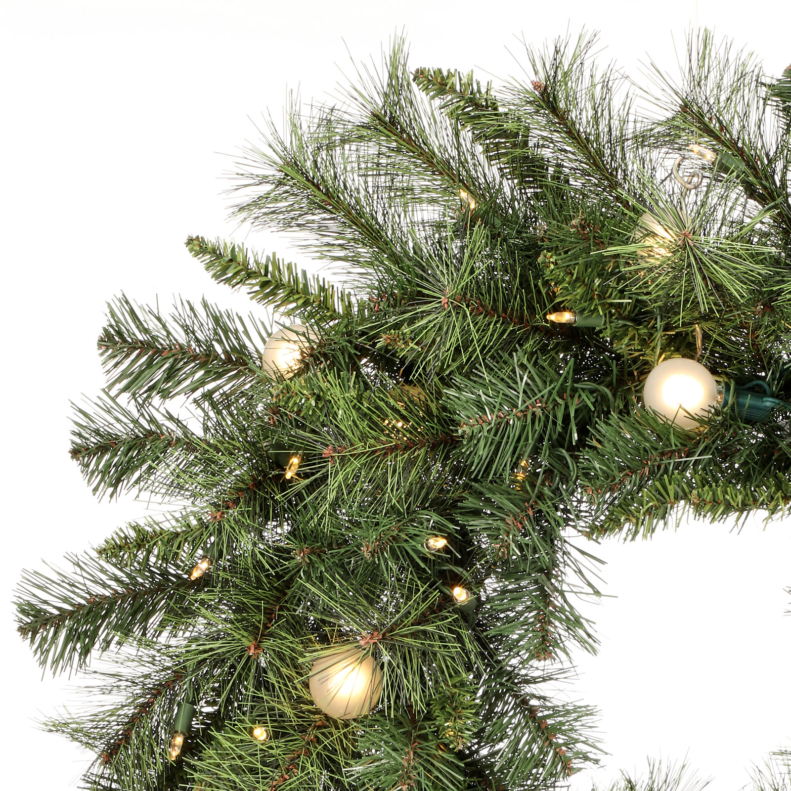 LED Twinkle Belgium Wreath, 30" W x 30" H x 6" D, Clear/White