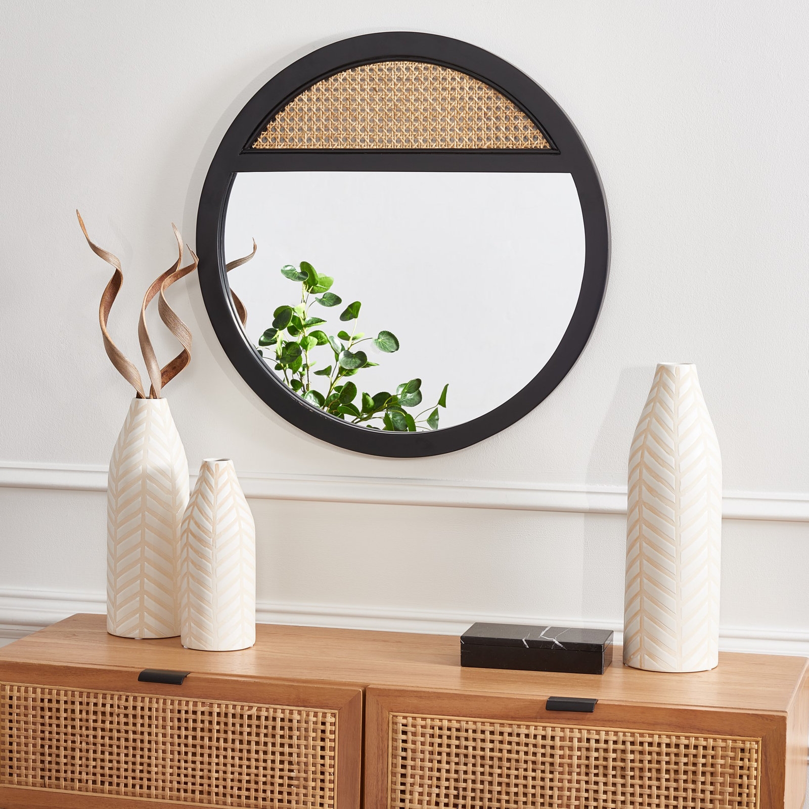 Ernesto Flat Wall Mirror, 23.50" x 23.50", Black