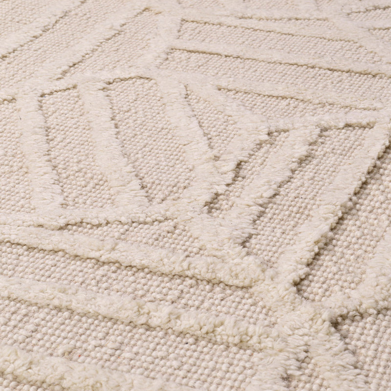 San Juan Geometric Area Rug in Ivory, Rectangle 9'10.11" x 13'1.48"