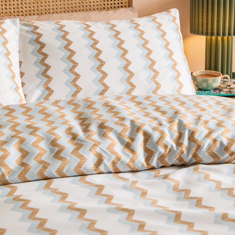 Izzie Polyester Chevron / Zig Zag Duvet Cover Set with Pillowcases Included, Blue, Single Duvet Cover + 1 Standard Pillowcase