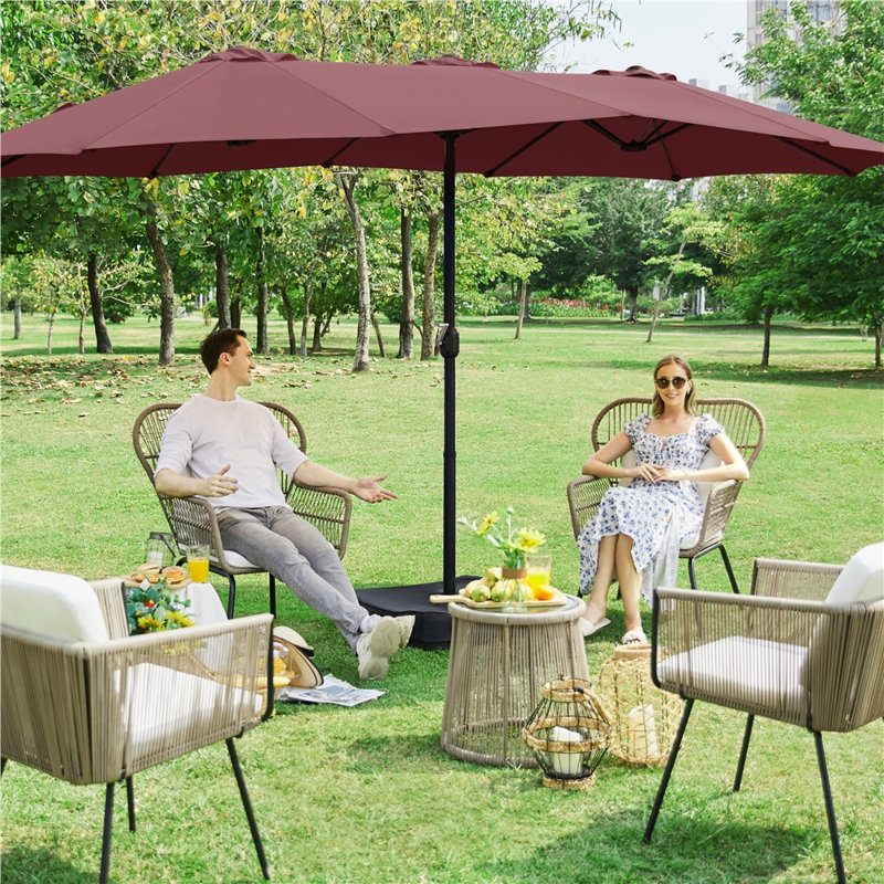 Parasol de patio rectangulaire de 15 pi x 9 pi avec base triple Harworth, Bourgogne