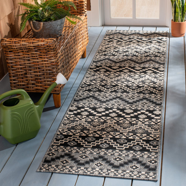 Union Rustic Northpoint Veranda Geometric Indoor/Outdoor Rug & Reviews ...