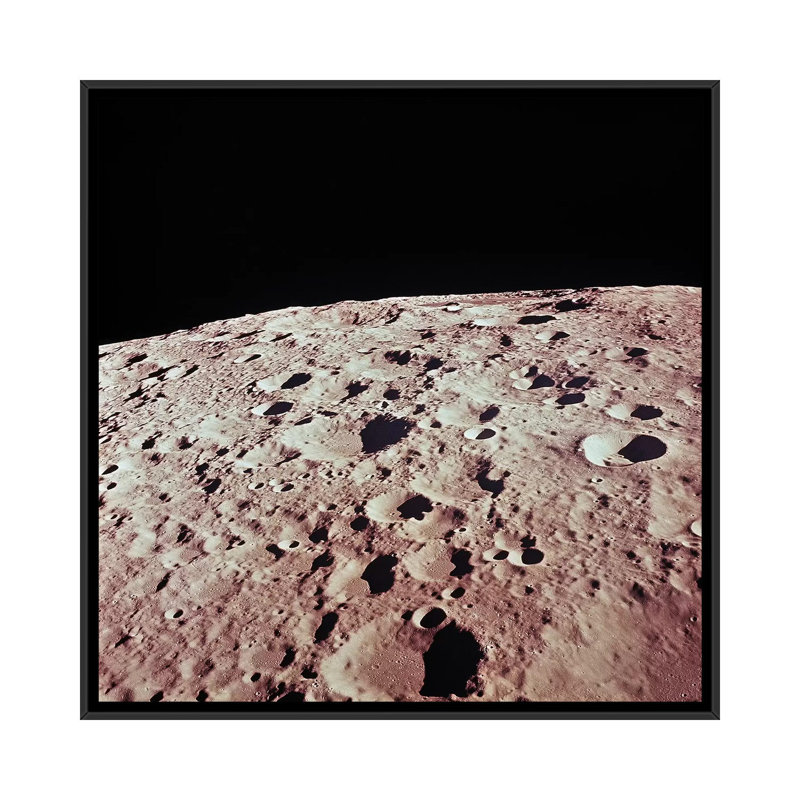 « space photographie iv », reproduction d’impression sur toile tendue, H 18 po x l 18 po x P 1,5 po, Toile avec cadre noir