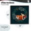 «Sleepy Fox in Botanical Wreath», estampe numérique, design par Metka Hiti-868223467-868223465
