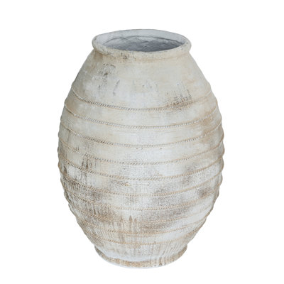 Grand pot de fleur en magnésium avec une finition blanche patinée et une texture striée