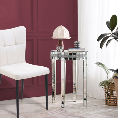 Diamond - Cut Elegance Bistro Style Breakfast Table For Dining, Compact Design, Tempered Glass, 19.7" Diameter, 28.3" Height, Suitable Apartments Round With Sculptural Metal Base And Edging Coffee,