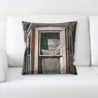 Coussin ancien et abandonné Maconay