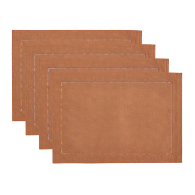Kapellen Eyelet Punched Border Fabric Placemat