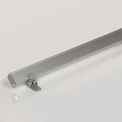 Pince ajustable pour alum channels