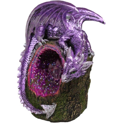Figurine de fantaisie avec cratère de lune et dragon sur faux cristal