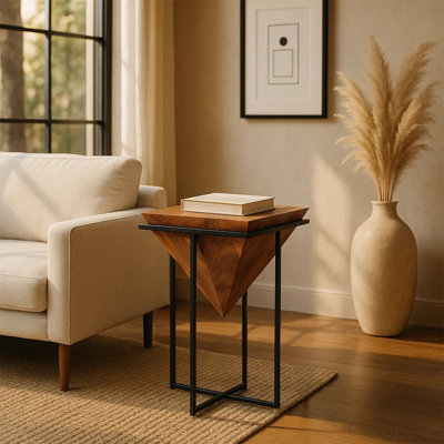 Table d'appoint Cherine Pyramid