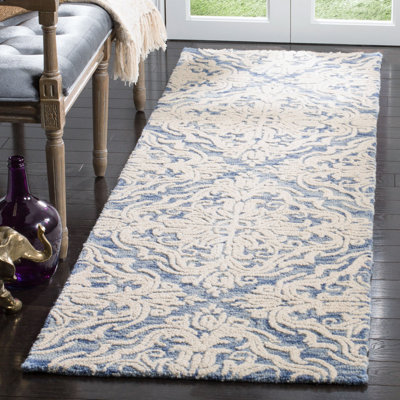 Davyan Hand Tufted Wool Rug