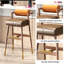Tabouret de bar en bois massif rétro-107971783