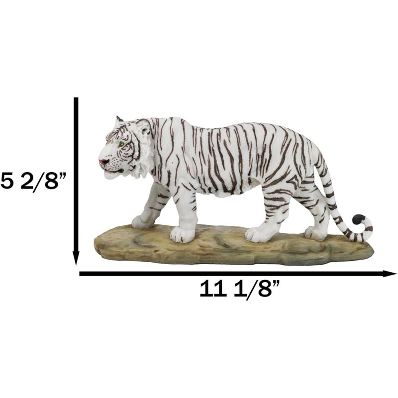 Figurine de tigre du Bengale en hiver