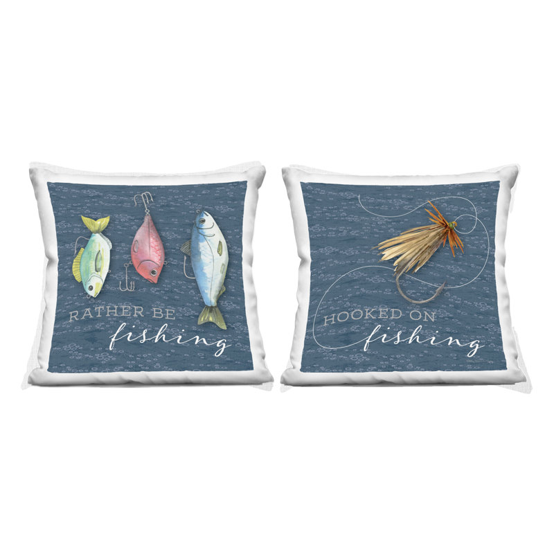 Ensemble de 2 coussins décoratifs imprimés Gone Fishing Sayings, design par Holly Thomas Stein