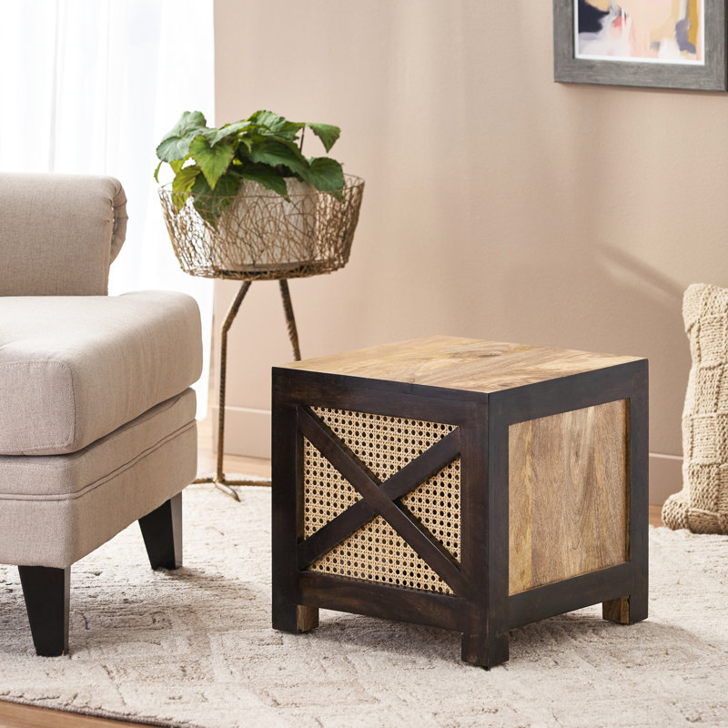 Bois de manguier avec garniture de canne - 16 po x 16 po et tabouret d'élégance naturelle