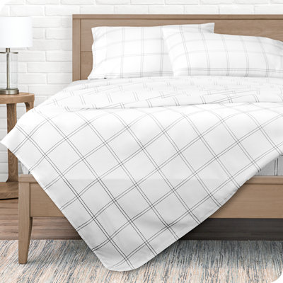 Microfiber Geometric Sheet Set