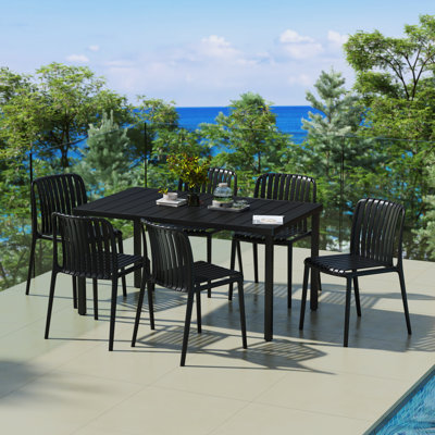 6-Person Outdoor Rectangular Dining Set