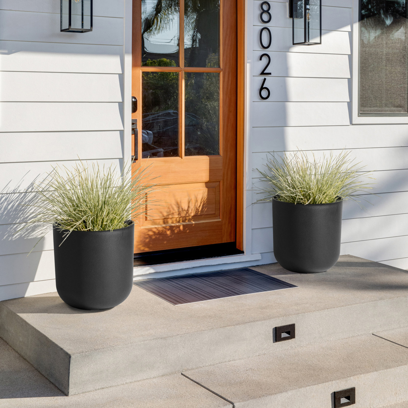 Mason Series Kona Planter, Black, 2, 19.75" H x 18.5" W x 18.5" D