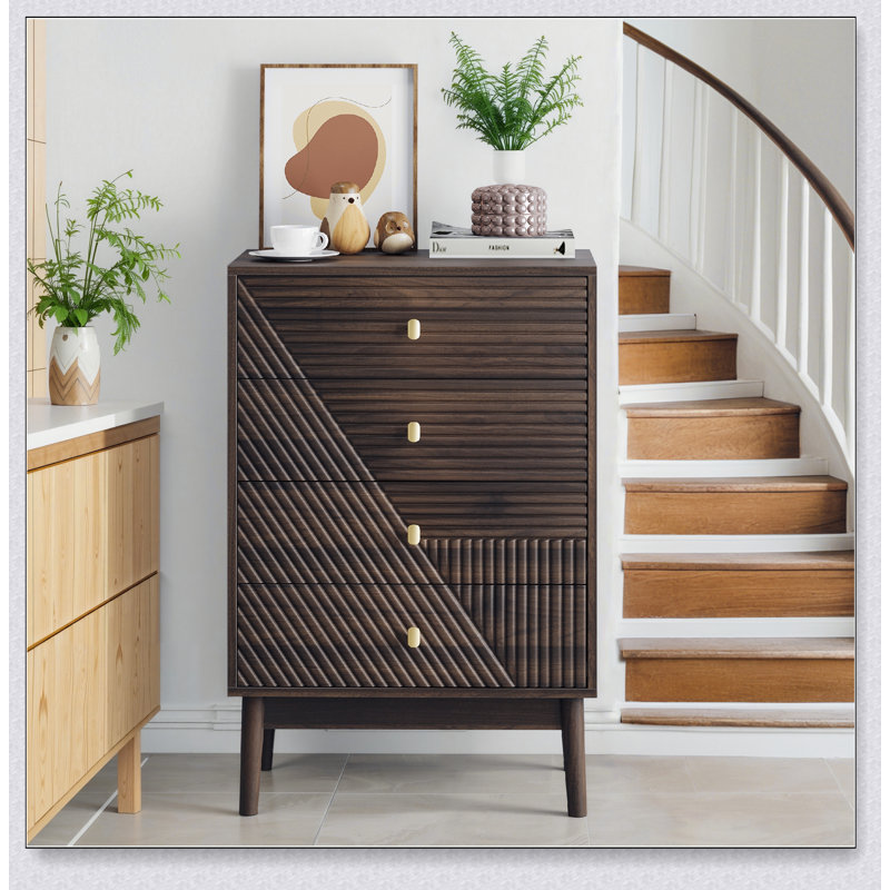 Commode moderne à 4 tiroirs en noyer avec rangement spacieux, élégante et fonctionnelle pour tout espace de vie