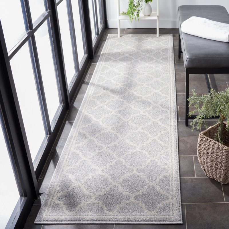 Tapis géométrique Ammundsen, Tapis de couloir 2 pi 3 po x 15 pi, Gris clair/beige