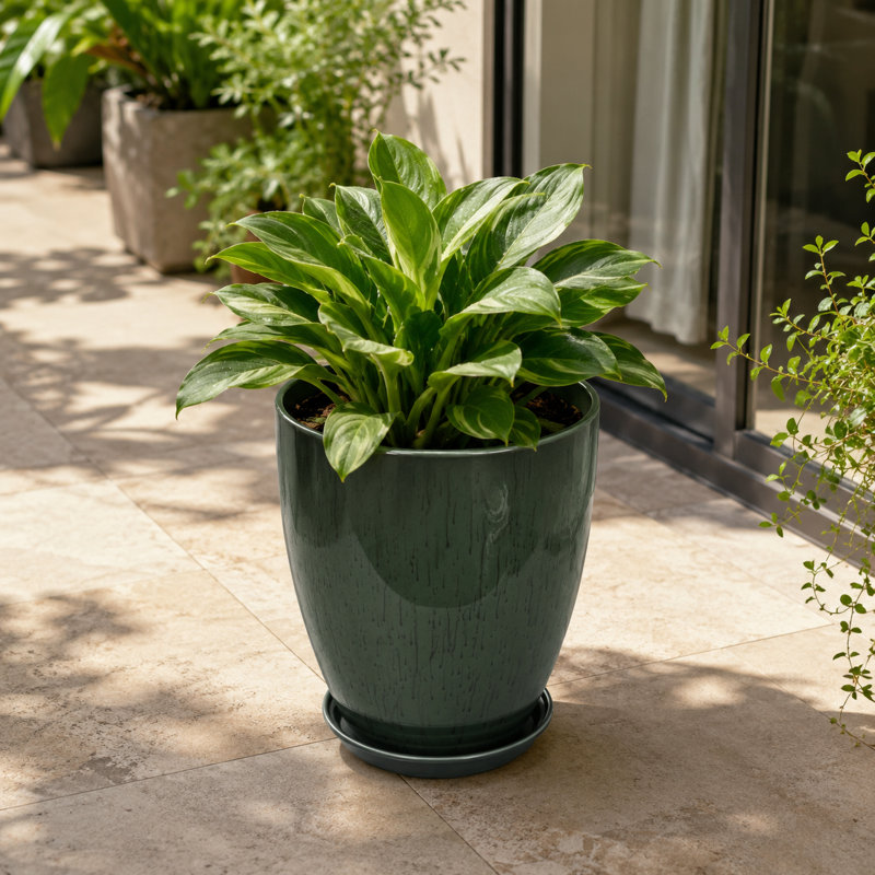 Jardinière intérieure / extérieure en résine vert brillant moderne avec soucoupe et écran de drainage, Vert, 1
