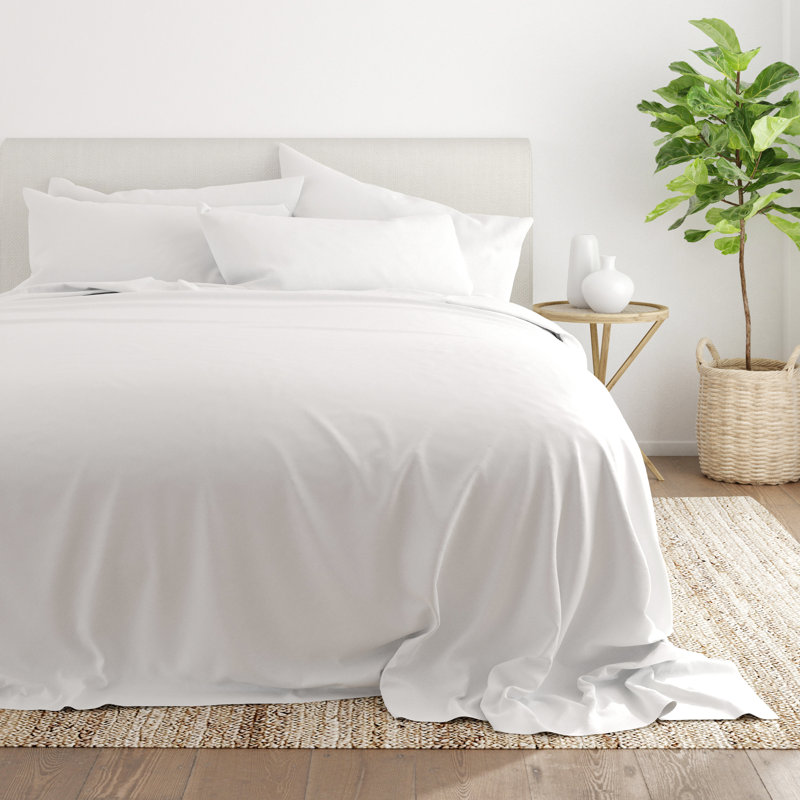 Ultra Soft Double-Brushed Microfiber Sheet Set,  Queen Sheet Set + 4 Pillowcases, White
