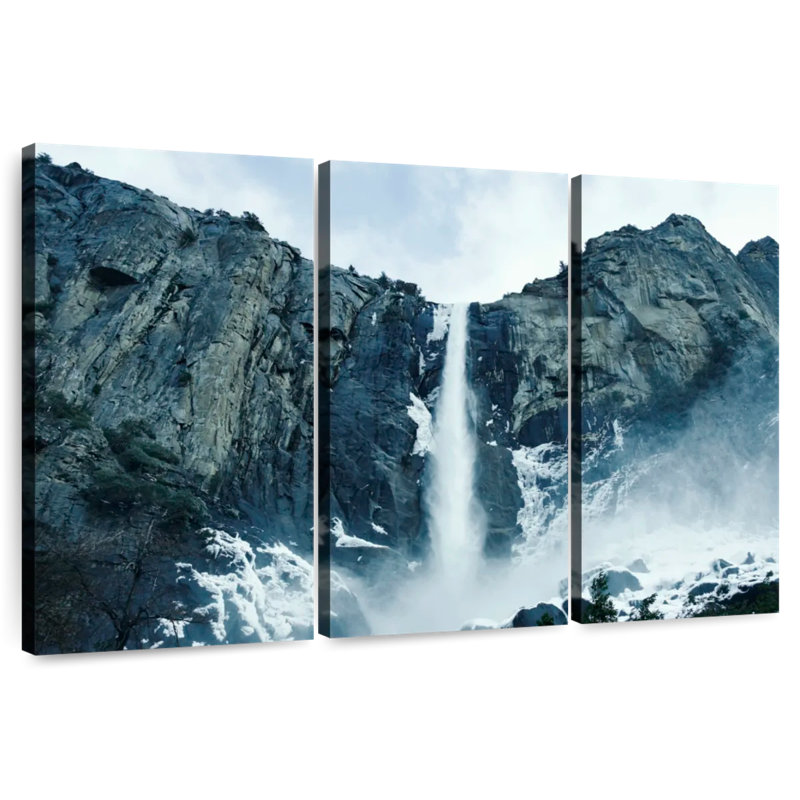 Alvord Bridalveil Waterfall, 32" H x 50" W