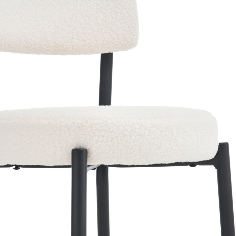 De 4 tabourets de comptoir pour îlot de cuisine - tissu beige, base de métal élégant, comptoir de cuisine beige, design ergonomique