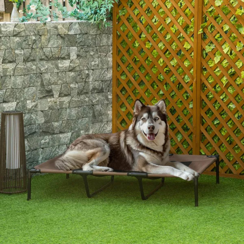 Lit pour chien surélevé brun clair TG, lit pour animal de compagnie surélevé en maille respirante avec structure en métal et sac de transport pour une utilisation intérieure / extérieure