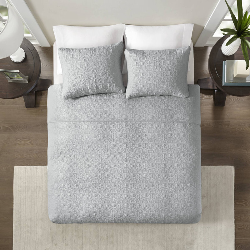Quebec Reversible Quilt Set, Gray, Full/Queen Coverlet + 2 Standard Shams