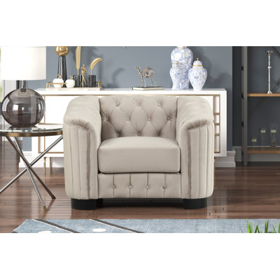 Jeidy Velvet Chesterfield Chair