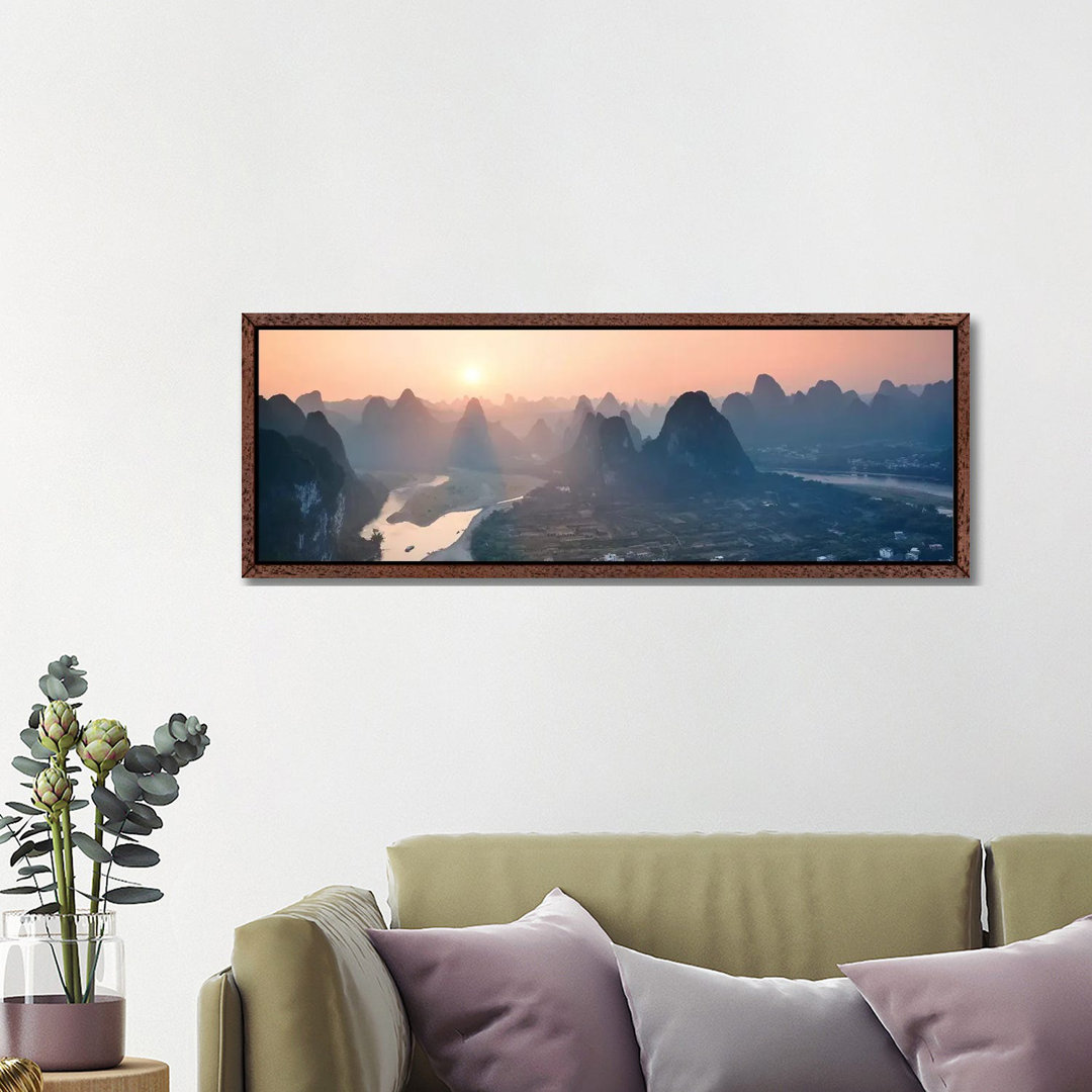 Sonnenuntergang über dem Li-Fluss, China von Matteo Colombo - Panoramaleinwand auf Leinwand Giclée auf Leinwand