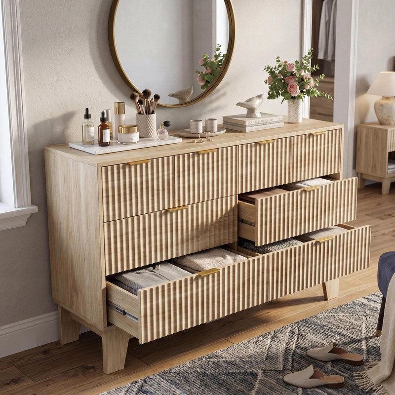 Commode 8 tiroirs 47 po avec façade cannelée et poignées dorées 47 po