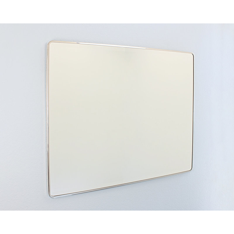 Miroir mural Austin / Farmhouse de 30 po x 36 po à fixer horizontalement / verticalement sur un mur / portrait, 29 po x 35 po
