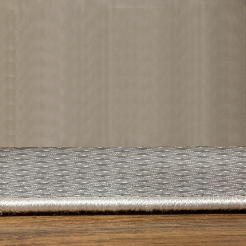 Tapis gris / blanc, Rectangle 5 pi 3 po x 7 pi 6 po