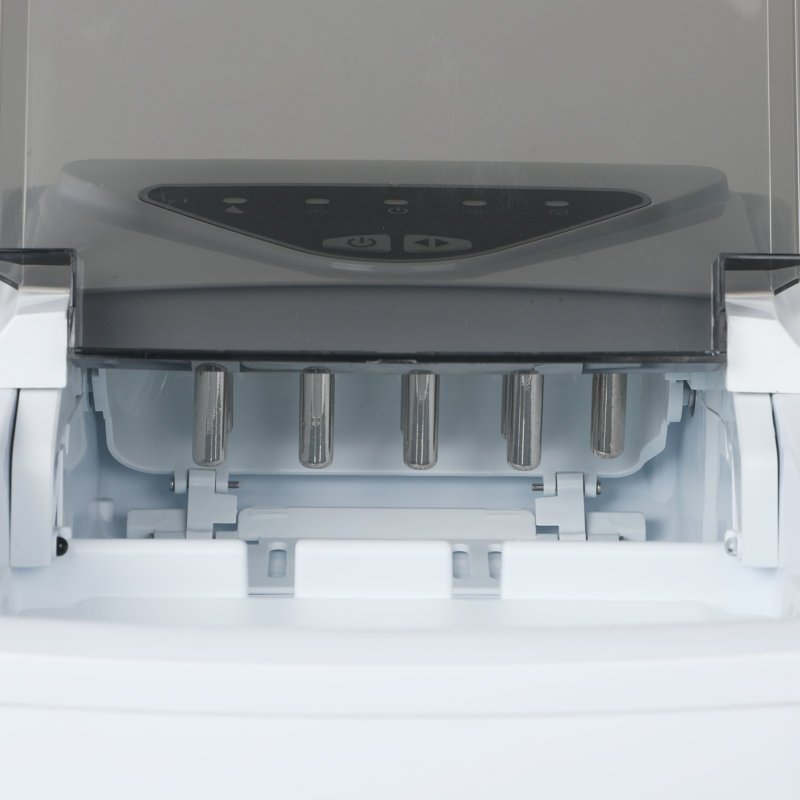 26 Lb. lb. Daily Production Ice Maker