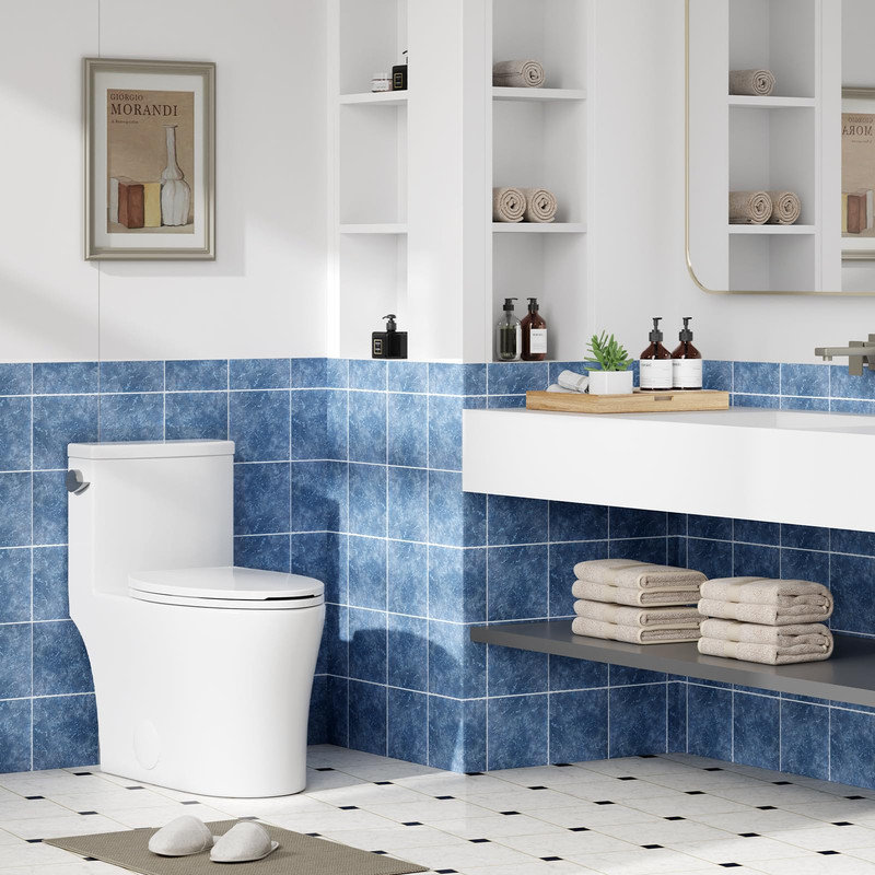 Toilette allongée moderne une pièce avec chasse latérale, double chasse d'eau pour les salles de bain