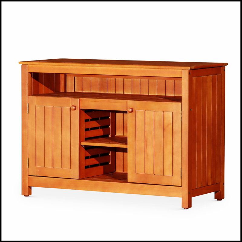 Buffet en eucalyptus avec rangement spacieux et design écologique, parfait pour les maisons modernes et durables