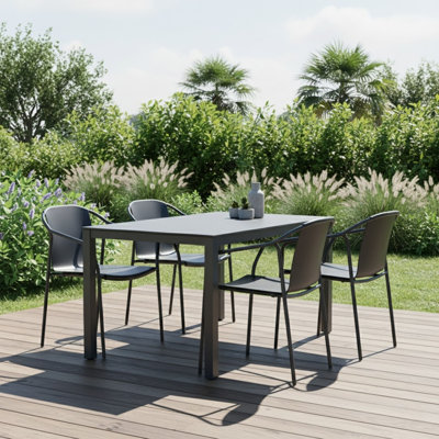 Chaise de patio empilable Aquil