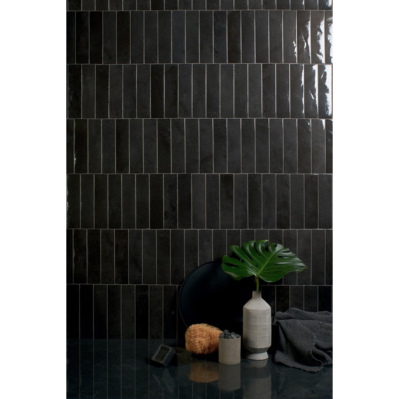 Galassia Black, Black
