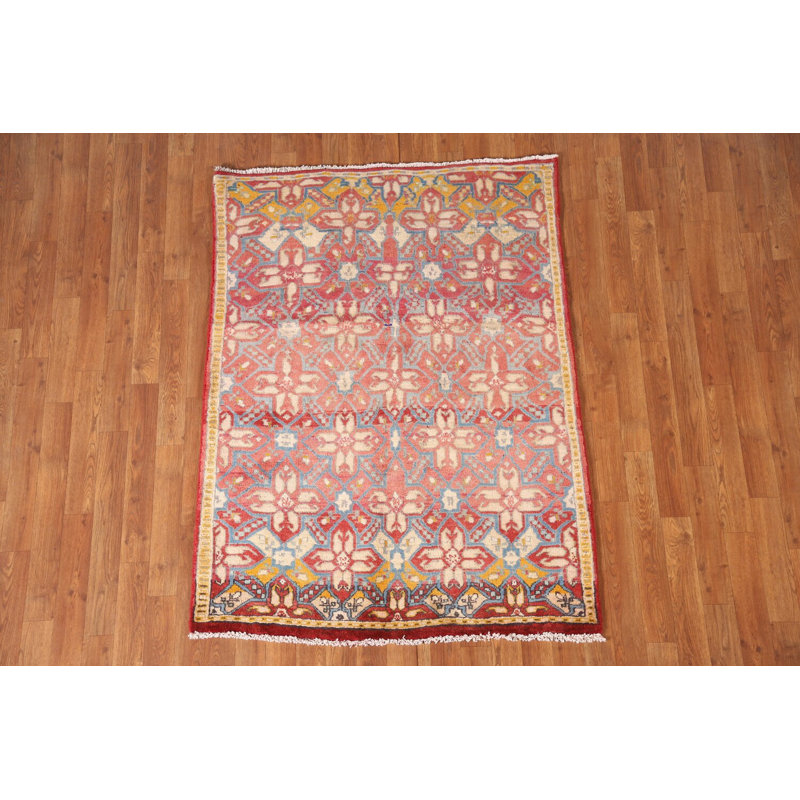 Geometric Traditional Rug 4x5