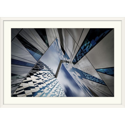 Straub Modern & Contemporary