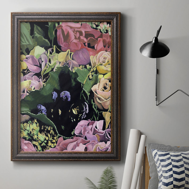 Floral on Black IV - Impression sur toile encadrée, H 36 po x l 24 po x P 2,5 po